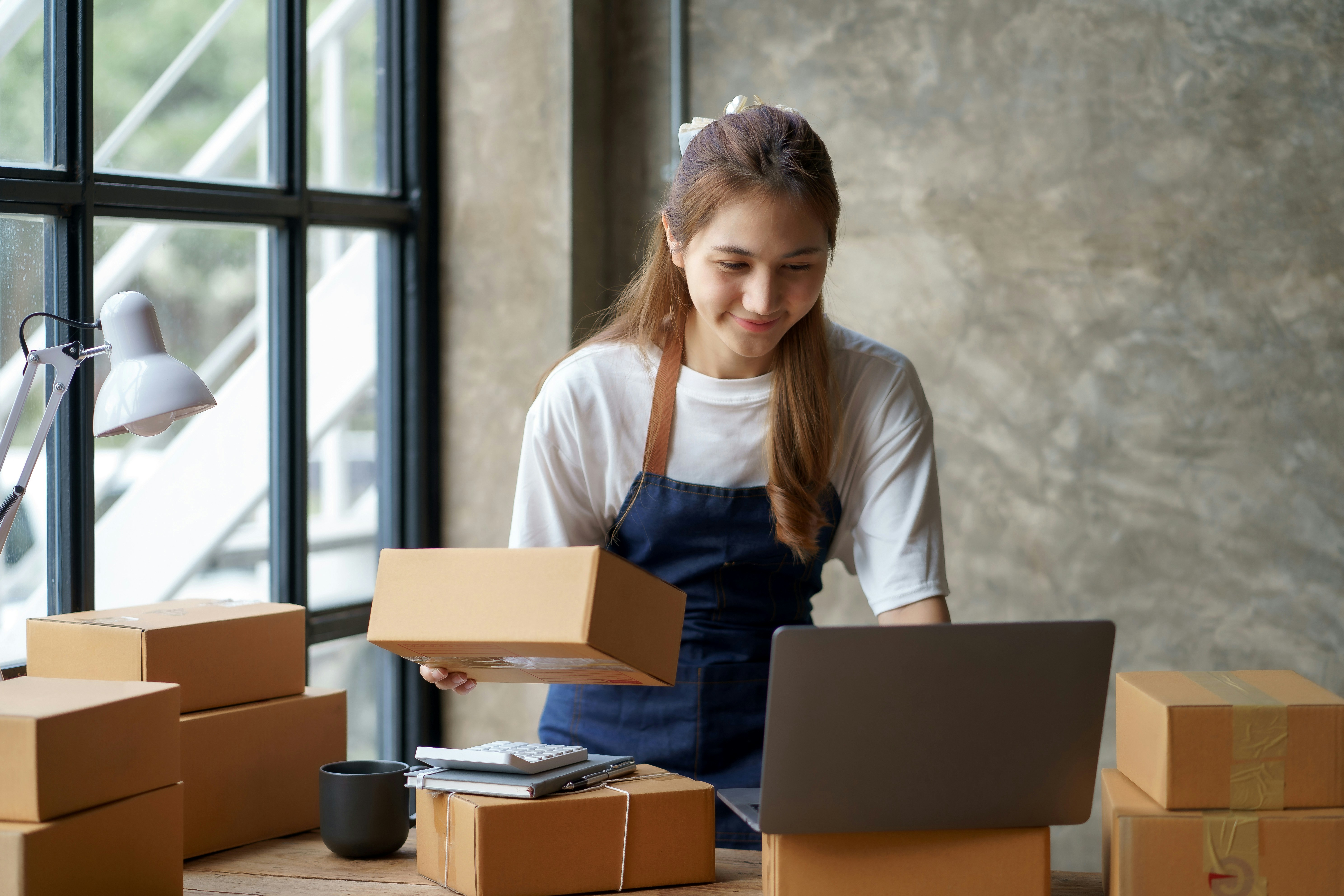 Powering Retail Growth with HubSpot Shopify Integration